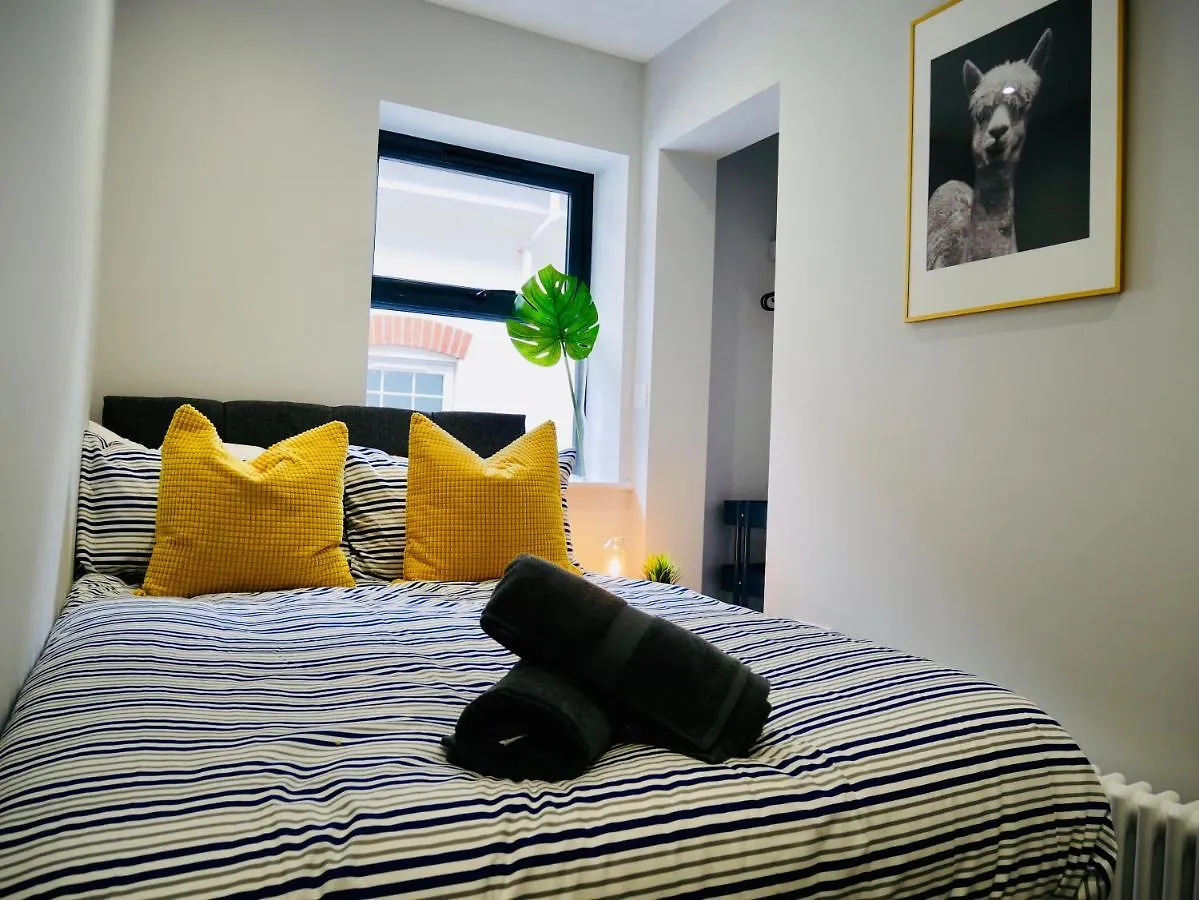 Beautiful Alumpointe Apartment - 400M To The Beach Bournemouth United Kingdom