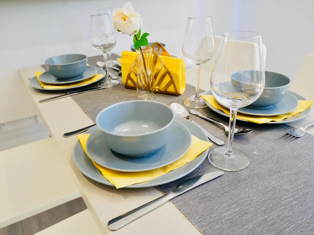 Beautiful Alumpointe Apartment - 400M To The Beach Bournemouth