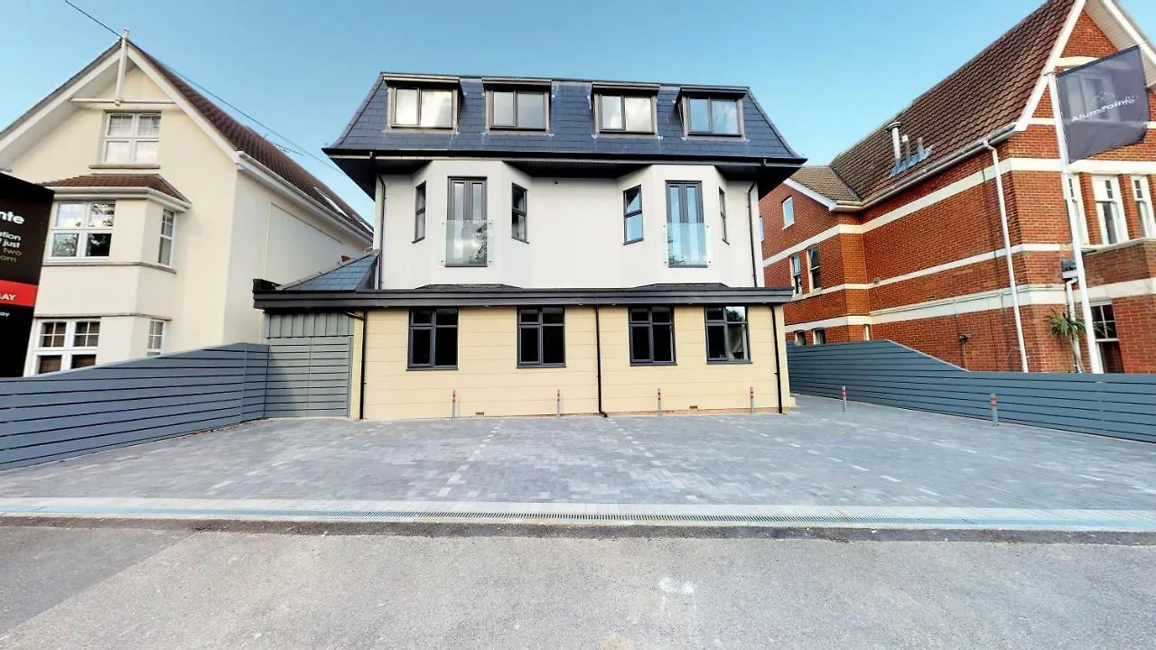 Beautiful Alumpointe Apartment - 400M To The Beach Bournemouth